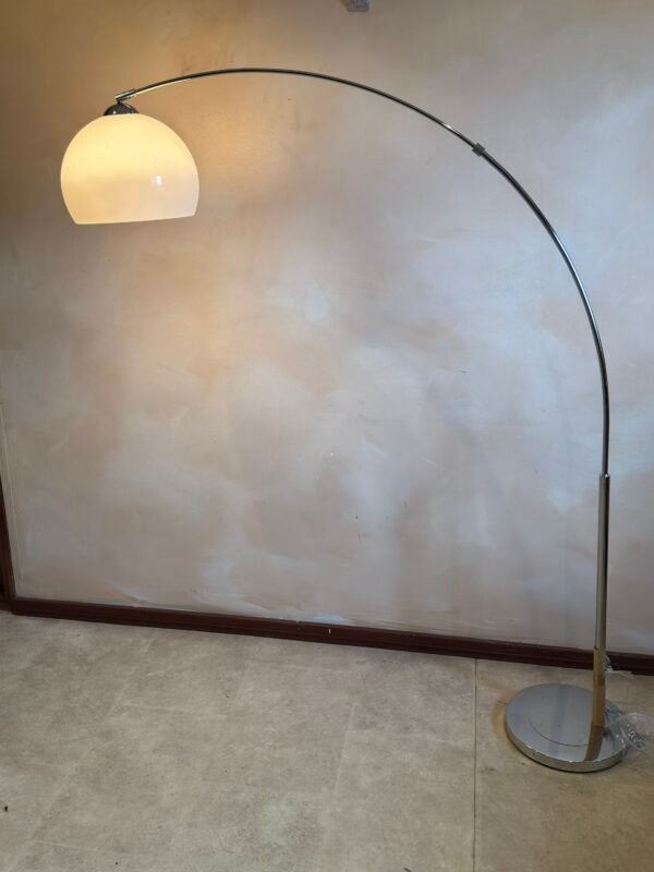 img_0094 Bauhaus Curve Floor Lamp